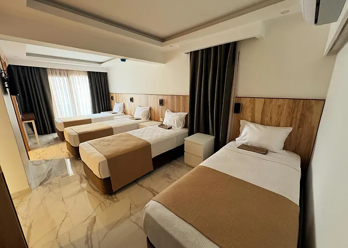 Loca Centre 酒店 博德鲁姆