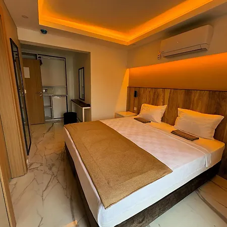 Hotel Loca Centre
