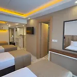 Loca Centre ホテル