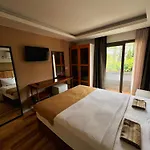 Loca Centre ホテル