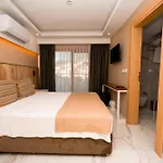 Loca Centre ホテル *