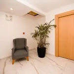 Loca Centre ホテル