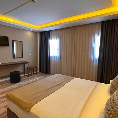 Hotel Loca Centre *