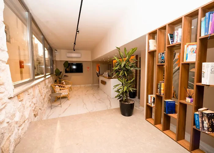 Loca Centre